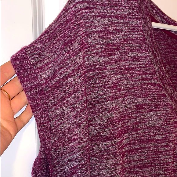 Aritizia purple top - Picture 4 of 4